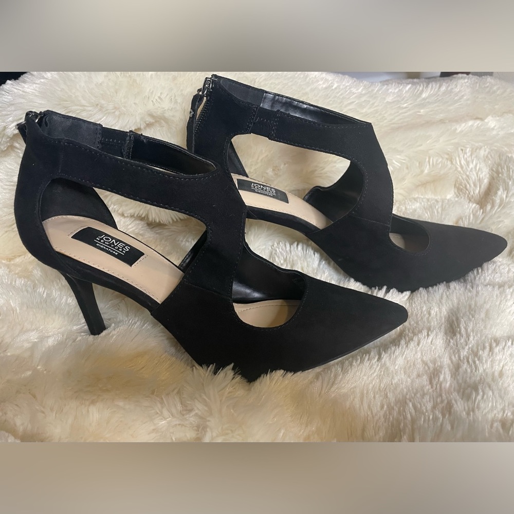 Black heels